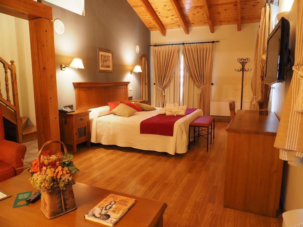Hotel & Spa Pena Montanesa Aínsa Exteriör bild